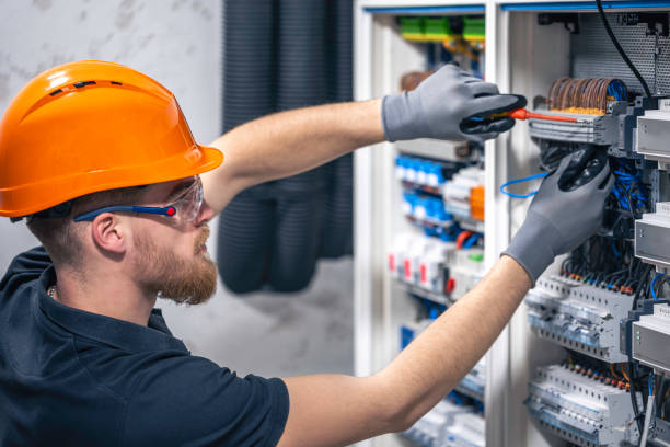Best Electrical Contractors for Businesses  in Spring Arbor, MI